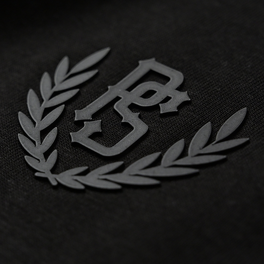 T-shirt Pretorian "Back to classic - black" - black